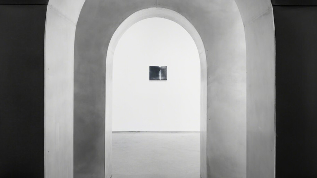 Dean Levin. Arches, Exhibition view. Courtesy of Marianne Boesky Gallery