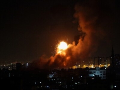 Night bombings on Gaza