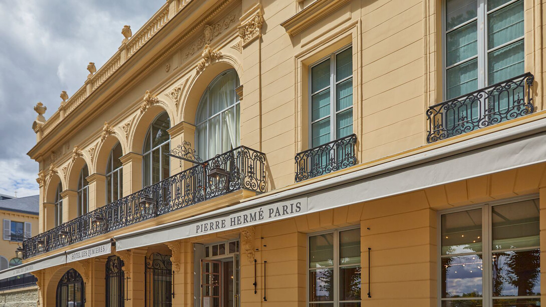 Les Lumières, Versailles, France