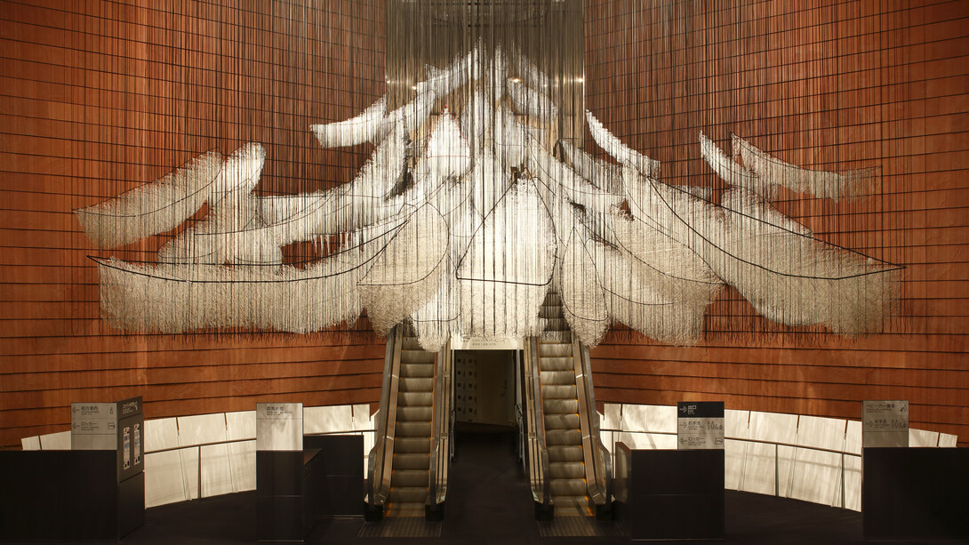 Shiota Chiharu, Where Are We Going?, 2017/2019, White wool, wire, rope, Installation view: Shiota Chiharu: The Soul Trembles, Mori Art Museum, Tokyo, 2019, Courtesy: Galerie Templon, Paris/Brussels © Kioku Keizo