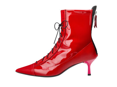 Stivaletto in vernice