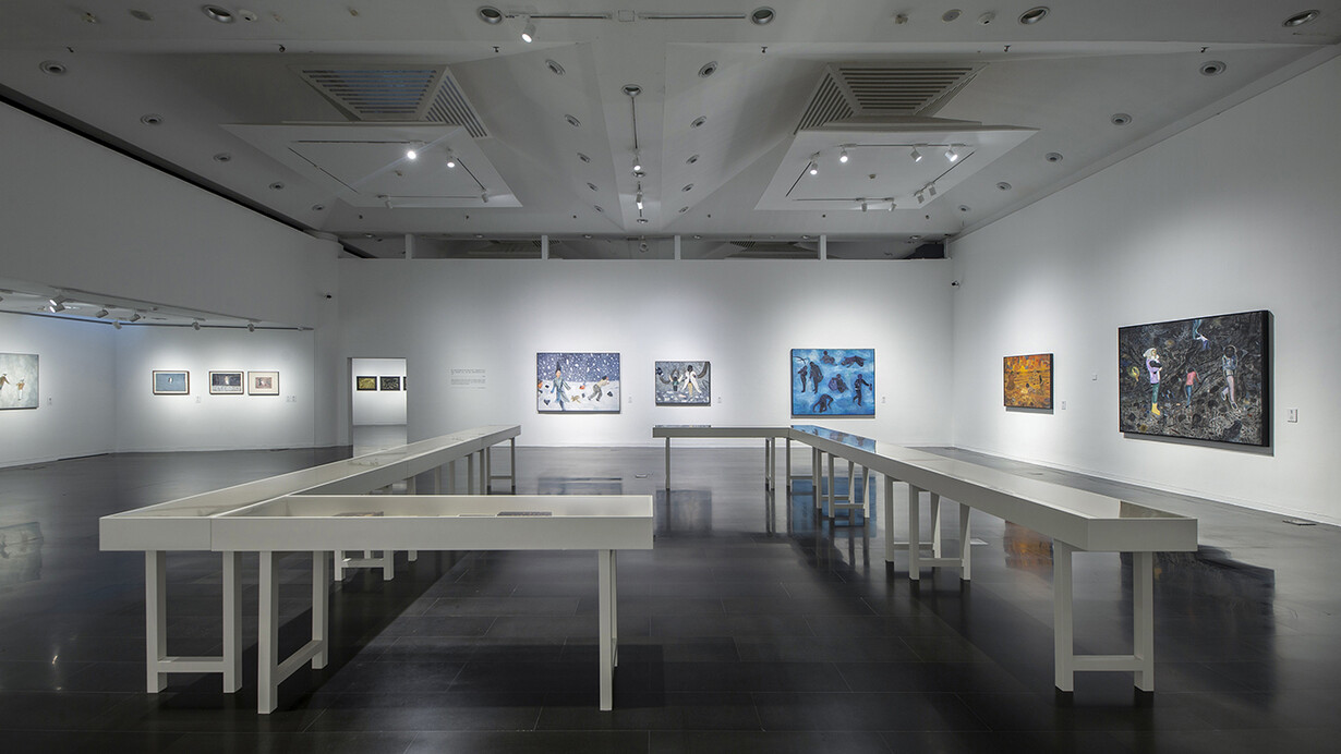 Stories of the northwest. Four decades of Duan Zhengqu's painting, exhibition view. Courtesy of Tsinghua University Art Museum