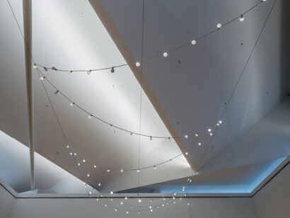 In Pursuit of Elusive Horizons. Courtesy of Parafin