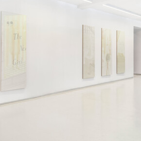 Weronika Guenther, Prada blue, exhibition view. Courtesy of Galeria Monopol