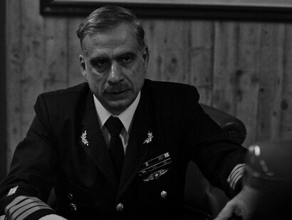 Boris Quercia è il Colonnello Soler nel film "Hangar rojo"