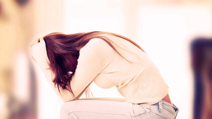 Mujer sufriendo un ataque de ansiedad. Una de cada 14 personas cumple criterios de padecer un trastorno clínicamente relevante