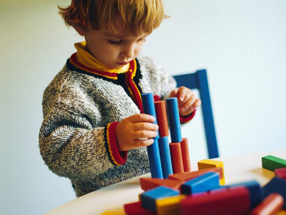 Estimulación de un niño con autismo