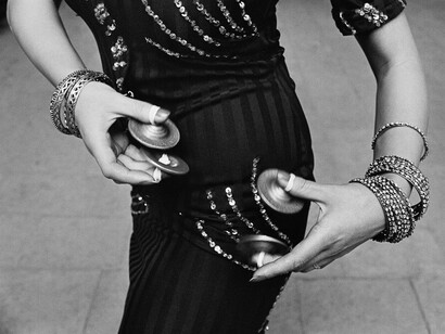 Isabel Muñoz, Untitled, Serie Oriental, Platinum print. Arches Platine., 31.5 x 23.6"