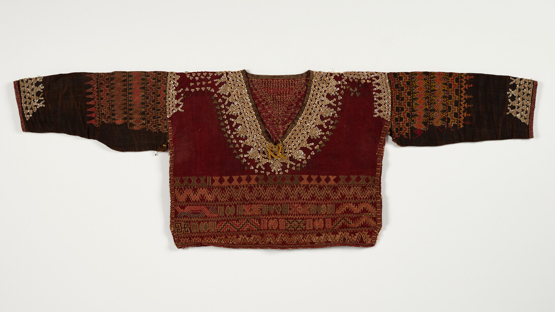 Unknown maker, Woman’s blouse (bado), ca. 1800-1900. Courtesy of Risd Museum