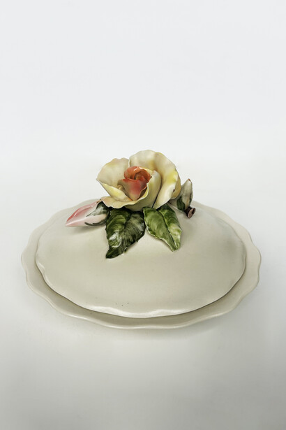 Courtesy of Lale Burkutoğlu, sugar bowl (replica of the original design), handmade , rose shape and color by Nuran Yazıcı, 2002