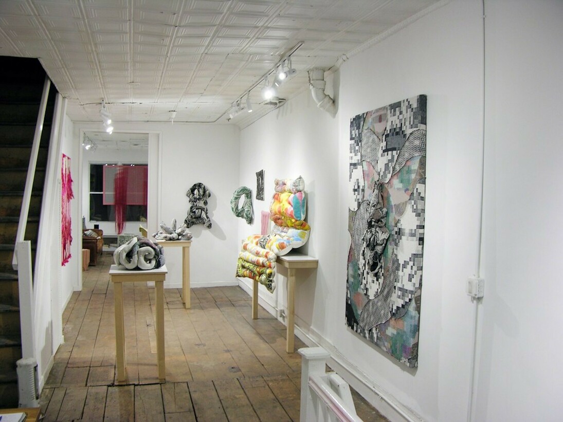 Thread by Thread, Exhibition view. Courtesy of LMAKgallery