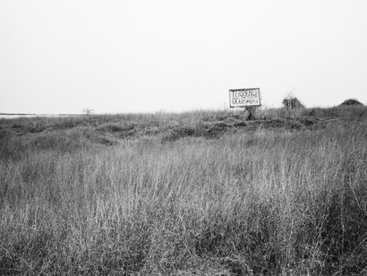 Jo Ractliffe (South African, born 1961)
Vacant plot near Atlantico Sul, 2007
From the series Terreno Ocupado
Inkjet print, 2015
On loan from the artist, courtesy Stevenson, Cape Town and Johannesburg
© Jo Ractliffe. Courtesy of Stevenson, Cape Town and Johannesburg
