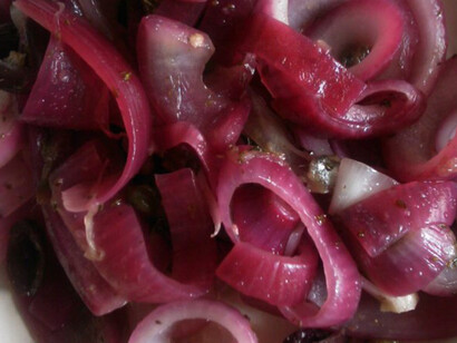 Red onions of Tropea salad