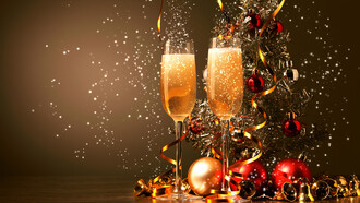 Champagne Glasses and Tape, stock photo (Sergey Nivens)