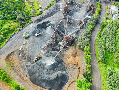 La Montagne d'Or est un site aurifère d'importance stratégique au cœur de la Guyane française