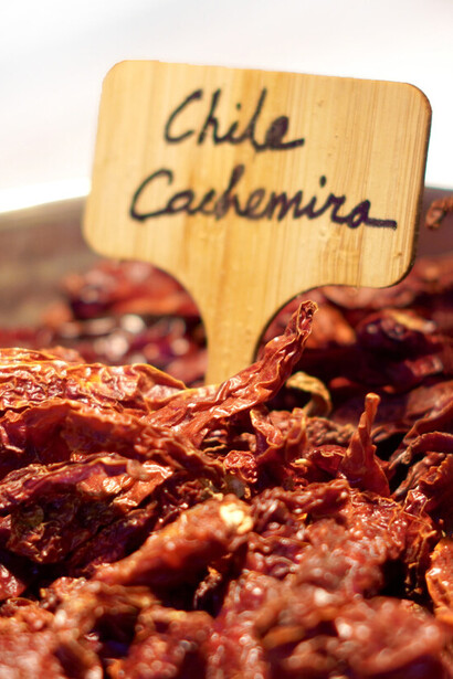 La riqueza de la cocina india radica en que cada casa y cada cocinero tiene su propio masala, una forma única de combinar especias que da personalidad a cada receta