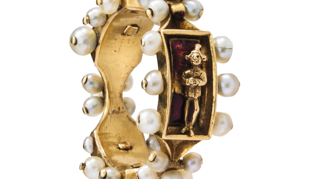 Renaissance Enamel Ring, France-Flanders, Burgundy, mid-15th century, Gold, pearls, ronde-bosse, and red enamel, Griffin Collection. Photograph by Richard Goodbody