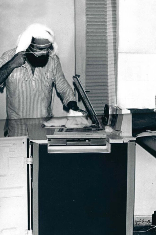 Paulo Bruscky. Courtesy of Galeria Nara Roesler