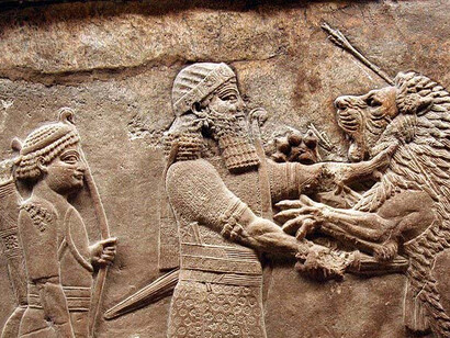 Antiche decorazioni lapidee sumere