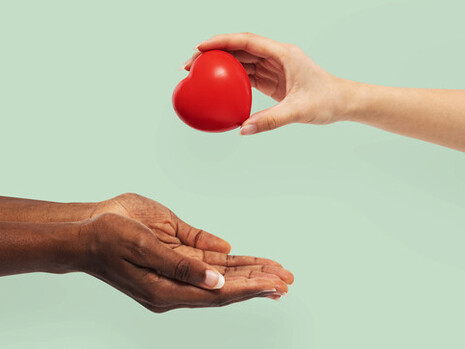 Un solo donante puede salvar hasta ocho vidas mediante el trasplante de órganos vitales como el corazón, el hígado y los riñones