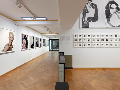 Inez van Lamsweerde and Vinoodh Matadin, Can love be a photograph, exhibition view. Courtesy of Kunstmuseum Den Haag
