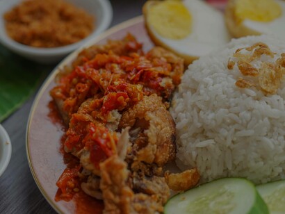 A dish of fish and rice is a staple of African cuisine