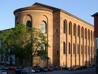 Basilica Palatina di Costantino, esterno