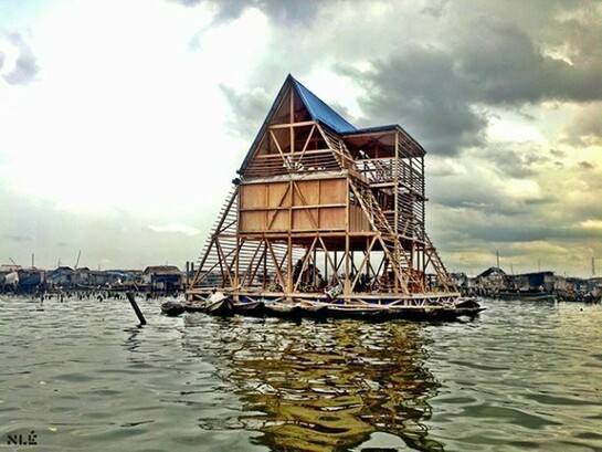 Makoko Floating School - Designed by NLÉ, Makoko Community Building Team Photo by NLÉ