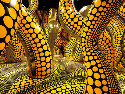 Installation © Yayoi Kusama, 2004, ph. Fosun Foundation