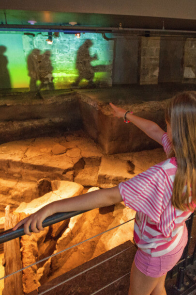 Crossroads Montréal. Courtesy of Pointe-à-Callière
