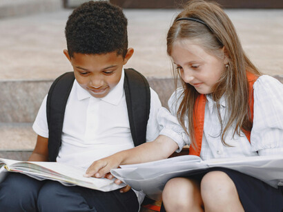 Formação continuada e práticas pedagógicas inclusivas são cruciais para professores combaterem desigualdades na sala de aula