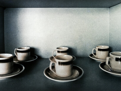 Gianni Pezzani, Series: Cucina della mamma, sorpresa nella notte, 1982 © Concessione dell'artista