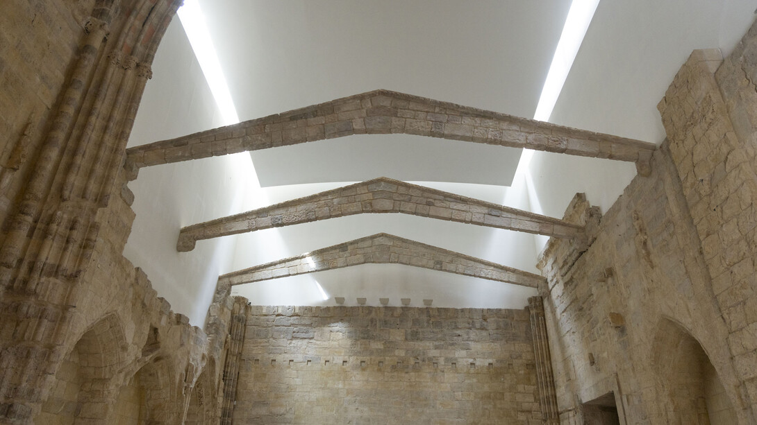 Juan López, Un tratamiento superficial, exhibition view. Courtesy of the artist and Museo Patio Herreriano. Photo by Victor Hugo Martín Caballero