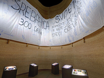 Restoring Family Links. Courtesy of Musée international de la Croix-Rouge et du Croissant-Rouge