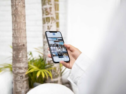 Manipulation minutieuse, précise et planifiée des émotions humaines