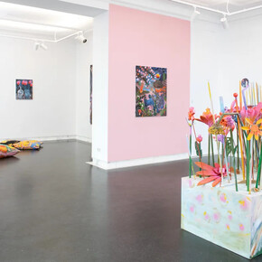 Philip Grözinger, Manntje, Manntje, Timpe Te, exhibition view. Courtesy of Galerie Kornfeld 