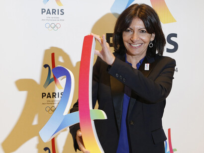 Il sindaco di Parigi Anne Hidalgo presenta la candidatura della città 