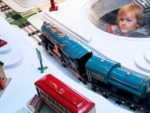 Holiday Express. Courtesy of New-York Historical Society