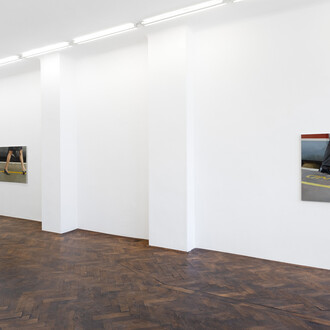 Stephen Skidmore, Afternoon paintings, exhibition view. Courtesy of Galerie Hubert Winter