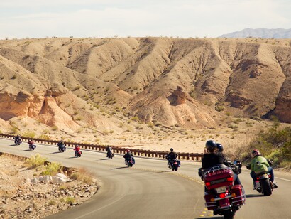 Moteros recorriendo la Ruta 66