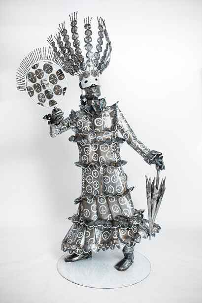 Sokari Douglas Camp
Ruffle Jonkonnu, 2022
Mild steel and acrylic paint
264 x 124 cm
Courtesy the Artist and October Gallery, London. 
Photo: Jonathan Greet
