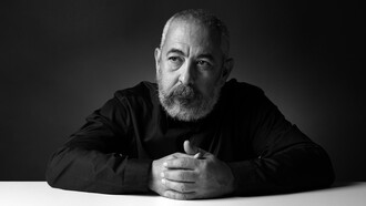 El escritor cubano Leonardo Padura