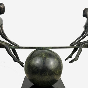 Kristóf Tóth, Balance. Courtesy of Koller Gallery