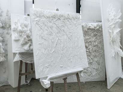 Le Lien des mondes, Exhibition view. Courtesy of Magazzino Gallery