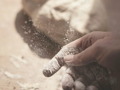 Le manifestazioni sul cibo mantengono vive le tradizioni culinarie, creando occasioni di incontro tra generazioni