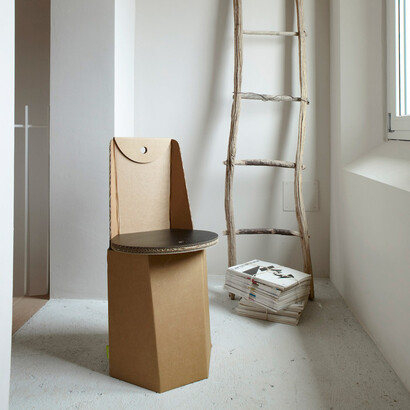 An ecologic seat
