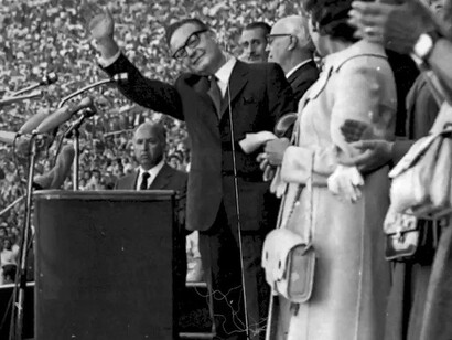 Salvador Allende tras su elección como presidente de Chile en 1970