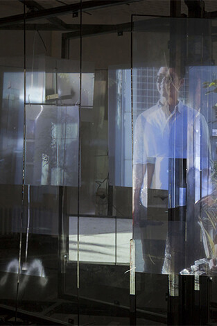 Neïl Beloufa
Superlatives and Resolution, People Passion, Movement and Life, 2014 (detail); video People’s passion, lifestyle, beautiful wine, gigantic glass towers, all surrounded by water, 2011
Courtesy the artist and Balice Hertling, Paris
Photo: Andrea Rossetti