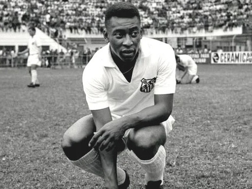 Em 29 de dezembro de 2022, Edson, Pelé, o rei do futebol, o melhor jogador, morreu aos 82 anos