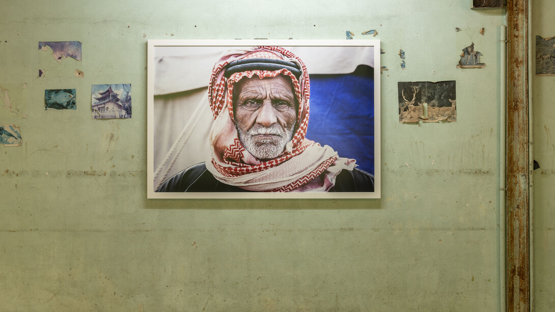 Leila Alaoui, Natreen, 2013, Lambda print mounted on Dibond, 100 x 150 cm, Exhibiton view 'Traversées' - GALLERIA CONTINUA / Les Moulins, Mai 2018. Courtesy Fondation Leila Alaoui and GALLERIA CONTINUA, San Gimignano / Beijing / Les Moulins / Habana. Photo by Oak Taylor-Smith